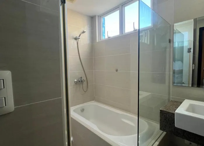 The Mactan Newtown 1 Bedroom , Is P 350 Pp
